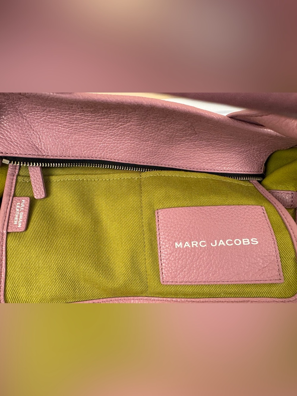 Marc Jacobs The Medium Leather Tote Bag Crossbody with Dust Bag - Picture 13 of 16
